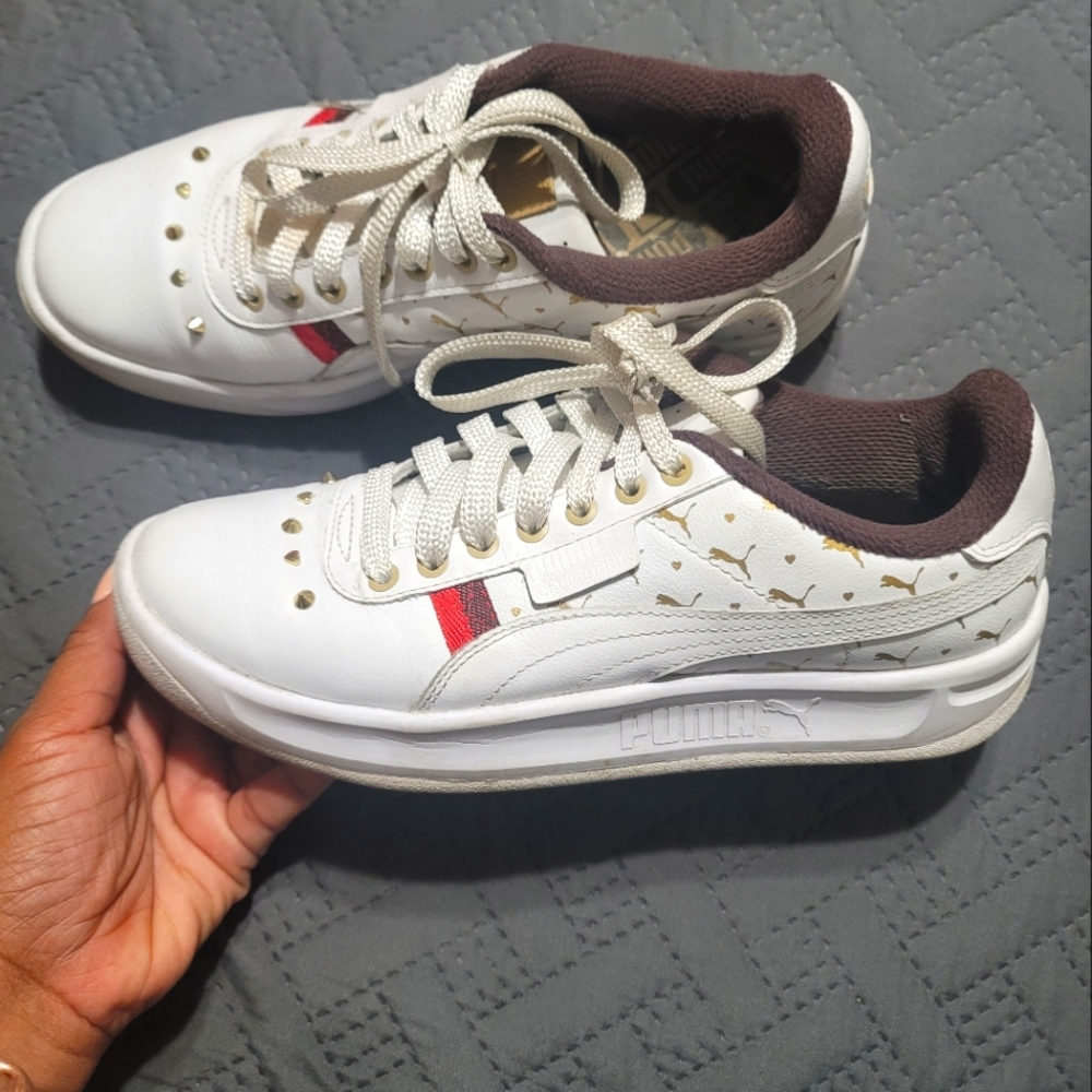 8.5 Womens Gently Used White/Brown/Red PUMAS